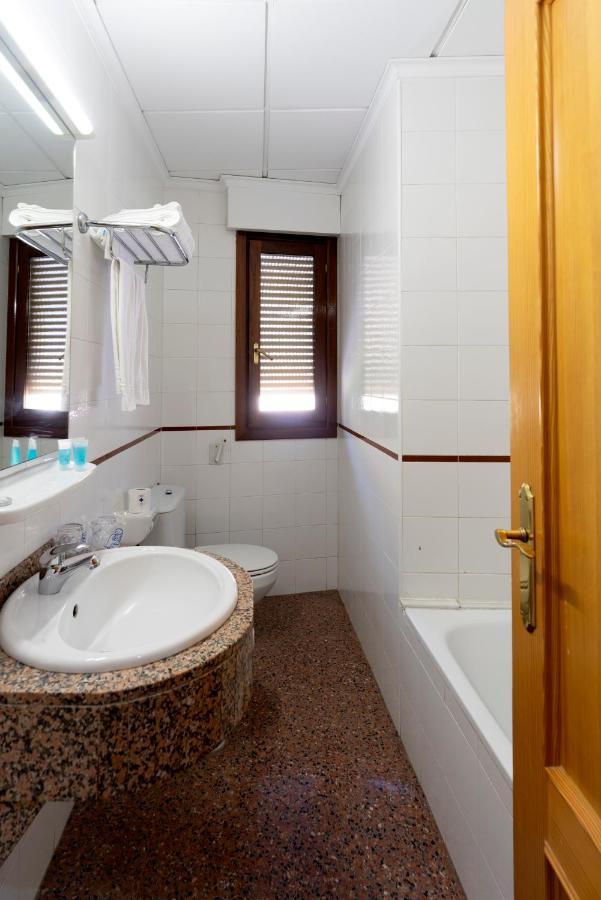 Hotel Anna Cocentaina Ngoại thất bức ảnh